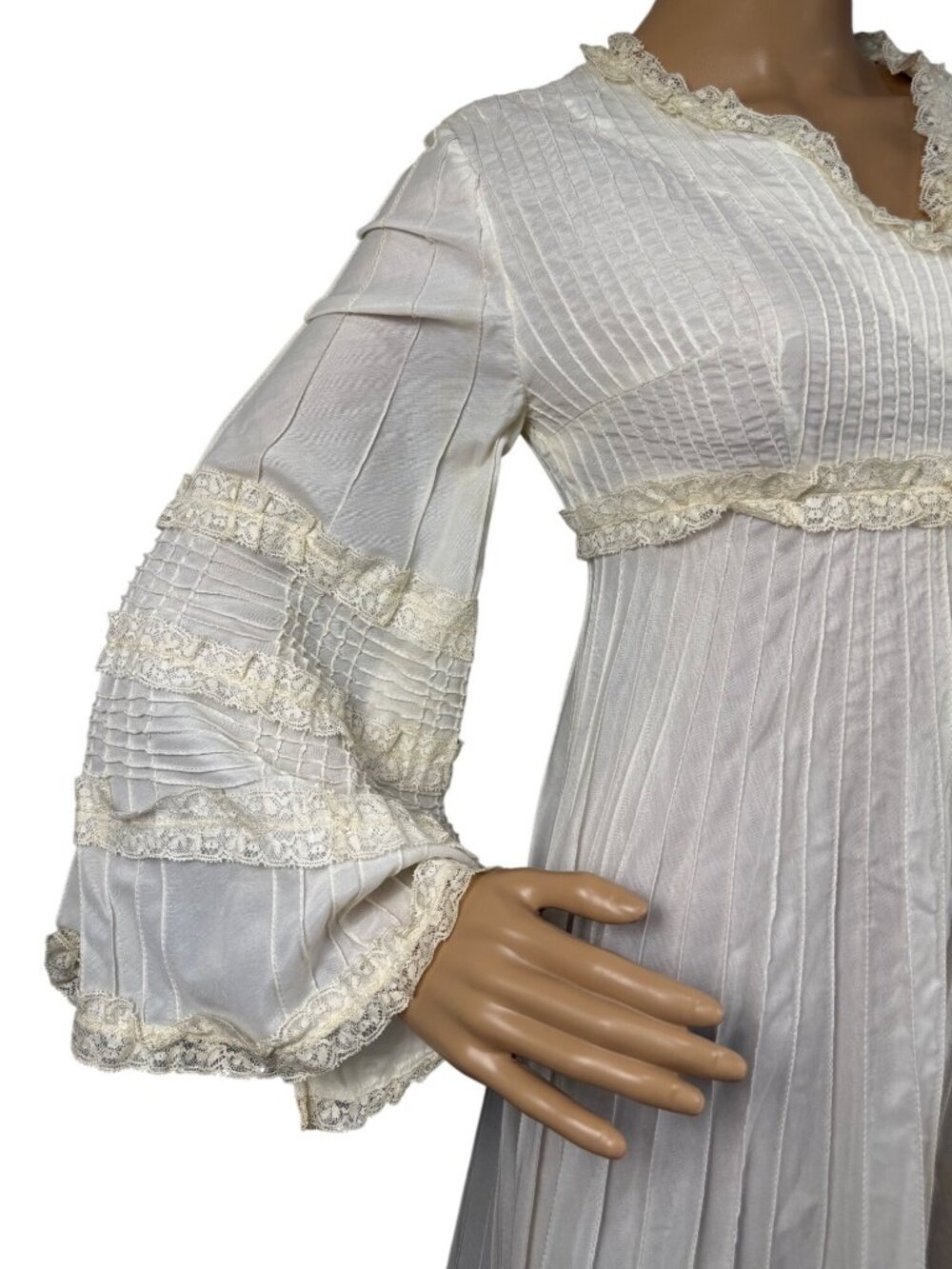 VTG 70s Tachi Castillo Ivory Prairie Maxi Dress Lace Pintuck Bell Sleeve Boho - Picture 6 of 12